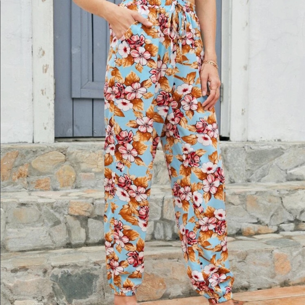SHEIN Floral Joggers with Pockets